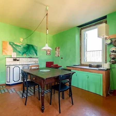 Altido Spacious Flat With View *